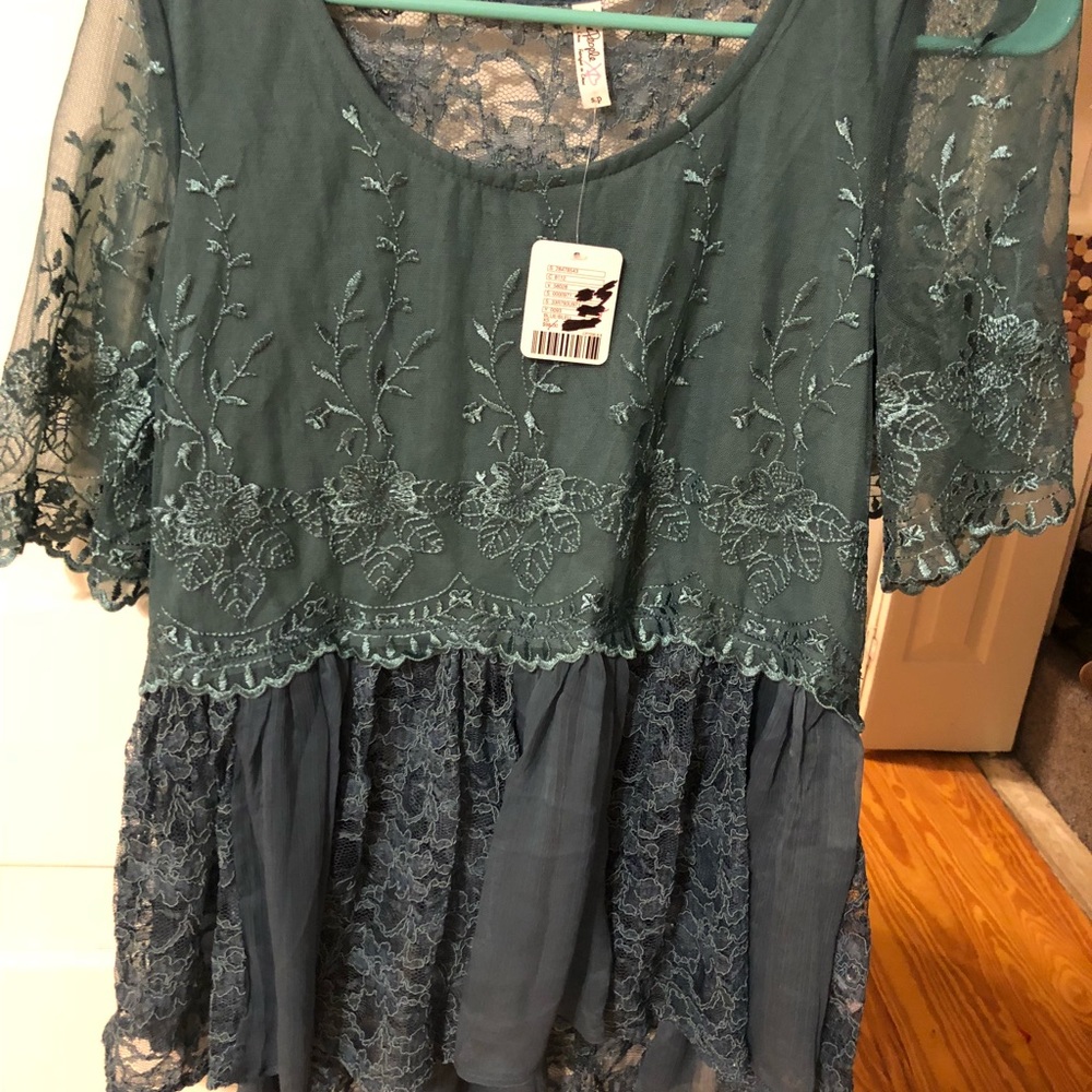 Free people turquoise lace top